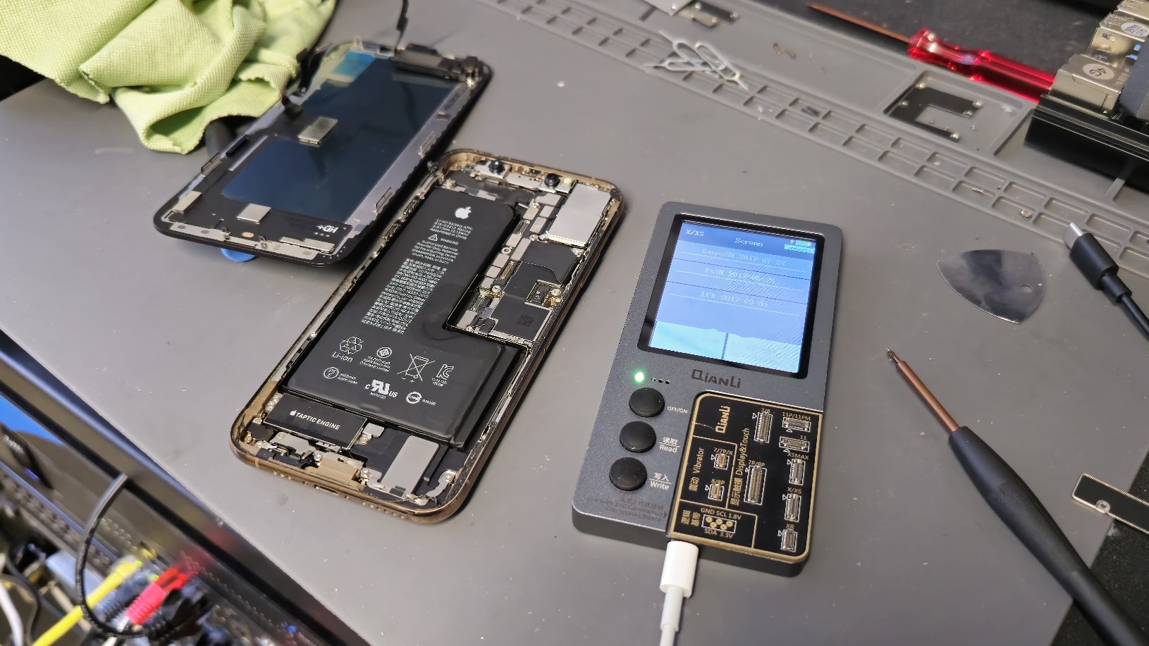 Smart phone screen replacement